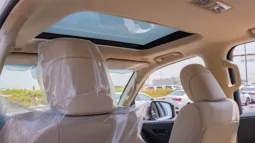 
										2026 Toyota Land Cruiser 300 GXR 4.0L AT Petrol (White-Beige) full									