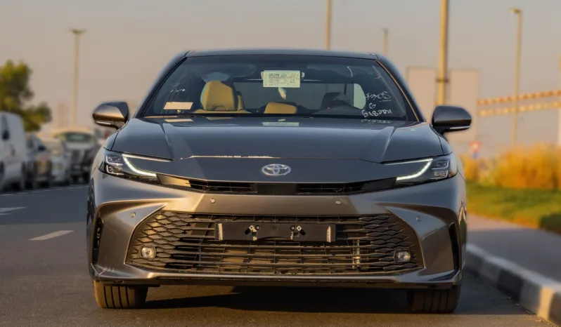 
2026 Toyota Camry LE 2.5L AT Hybrid (Gray) full									