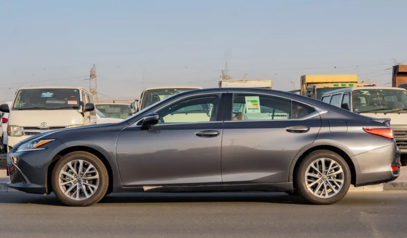 
								2025 Lexus ES300h 2.5L AT Hybrid (Grey) full									
