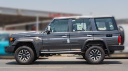 
										2026 Toyota Land Cruiser LC 76 4.0L AT Petrol (Gray) full									