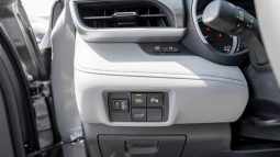 
2026 Toyota Highlander GLE 2.5L AT Hybrid (Gray) full									