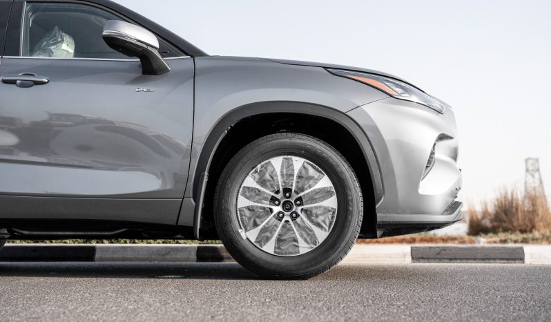 
2026 Toyota Highlander GLE 2.5L AT Hybrid (Gray) full									