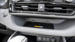 
2026 Toyota Highlander GLE 2.5 AT Hybrid (White) full									