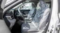 
2026 Toyota Highlander GLE 2.5 AT Hybrid (White) full									