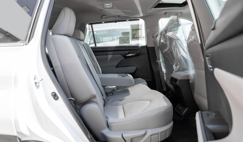 
2026 Toyota Highlander GLE 2.5 AT Hybrid (White) full									