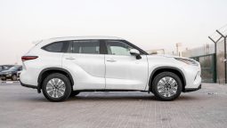 
2026 Toyota Highlander GLE 2.5 AT Hybrid (White) full									