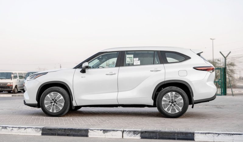 
2026 Toyota Highlander GLE 2.5 AT Hybrid (White) full									