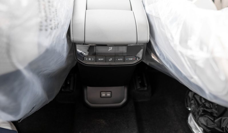 
2026 Toyota Highlander GLE 2.5 AT Hybrid (White) full									