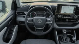 
2026 Toyota Highlander LE 2.5L AT Hybrid (Black) full									