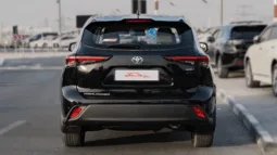 
2026 Toyota Highlander LE 2.5L AT Hybrid (Black) full									