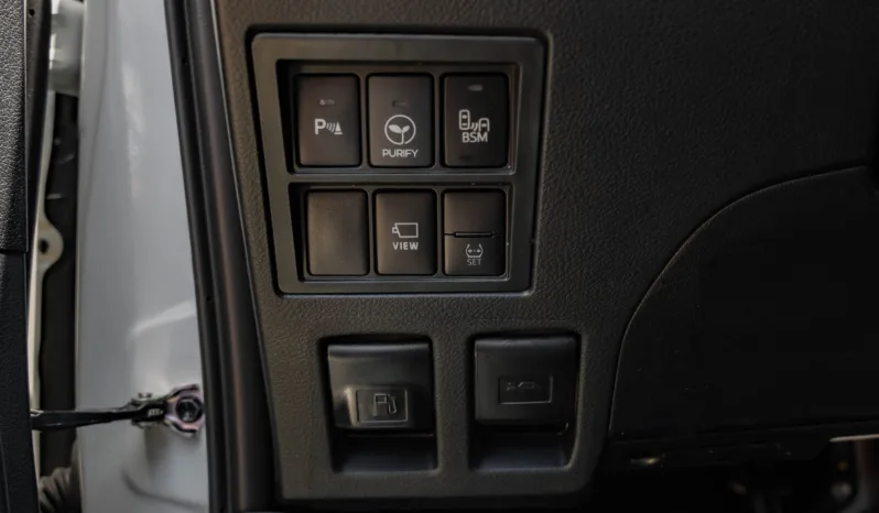 
								2026 Toyota Hilux Adventure 4.0L Petrol AT full									