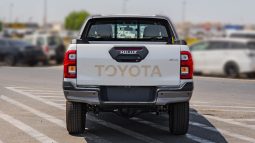 
2025 Toyota Hilux Adventure 4.0L AT Petrol (White) full									