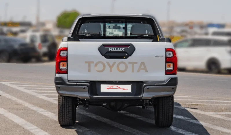 
								2026 Toyota Hilux Adventure 4.0L Petrol AT full									