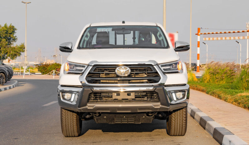 
2025 Toyota Hilux GLXS 2.7L AT Petrol full									