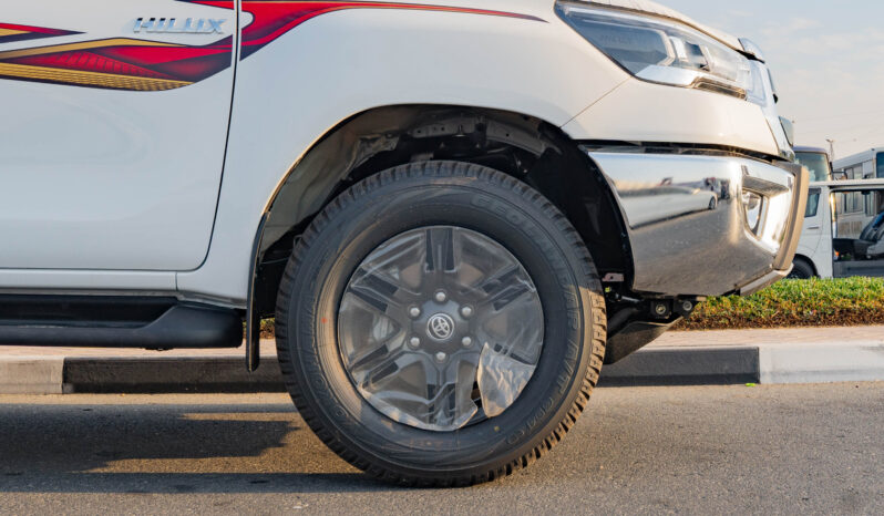 
2025 Toyota Hilux GLXS 2.7L AT Petrol full									