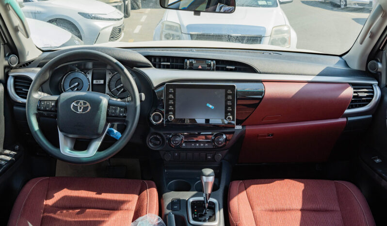 
2025 Toyota Hilux GLXS 2.7L AT Petrol full									