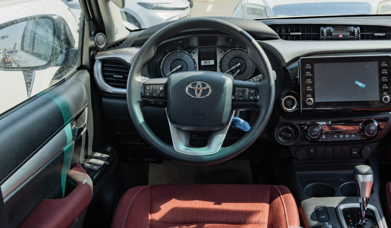 
2025 Toyota Hilux GLXS 2.7L AT Petrol full									
