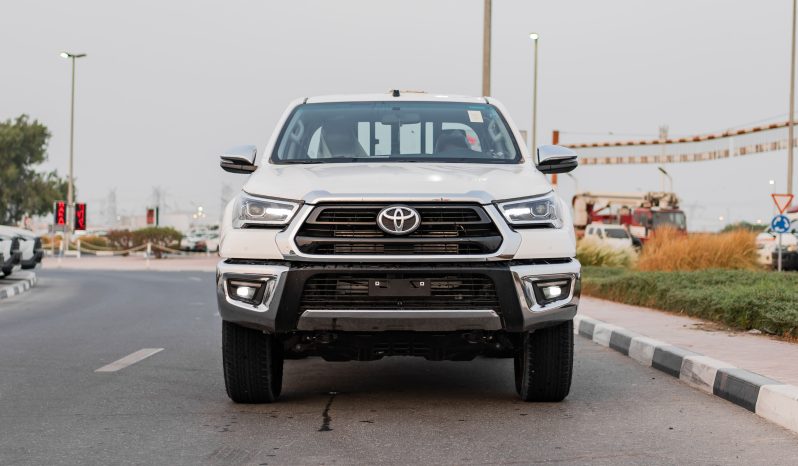 
2025 Toyota Hilux SGLX 2.4L AT Diesel (White) full									