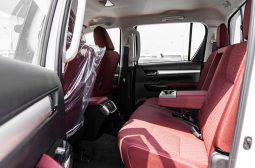 
2025 Toyota Hilux SGLX 2.4L AT Diesel (White) full									