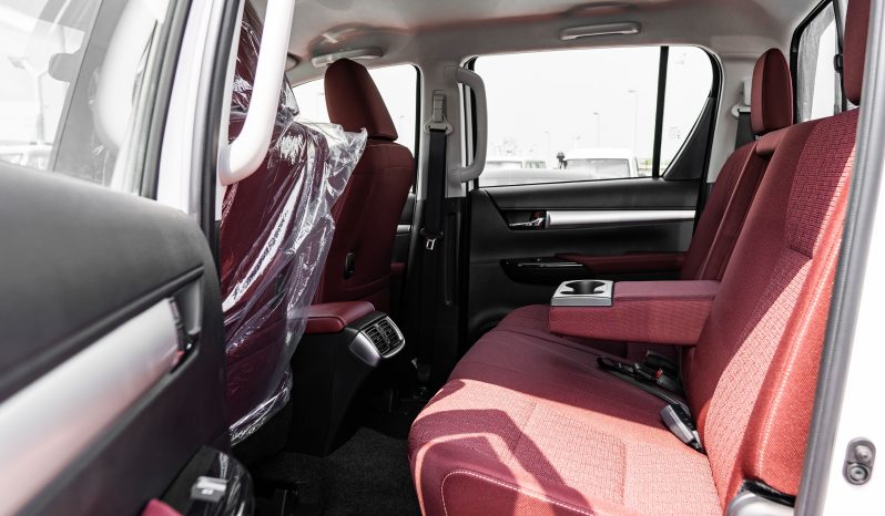 
2025 Toyota Hilux SGLX 2.4L AT Diesel (White) full									