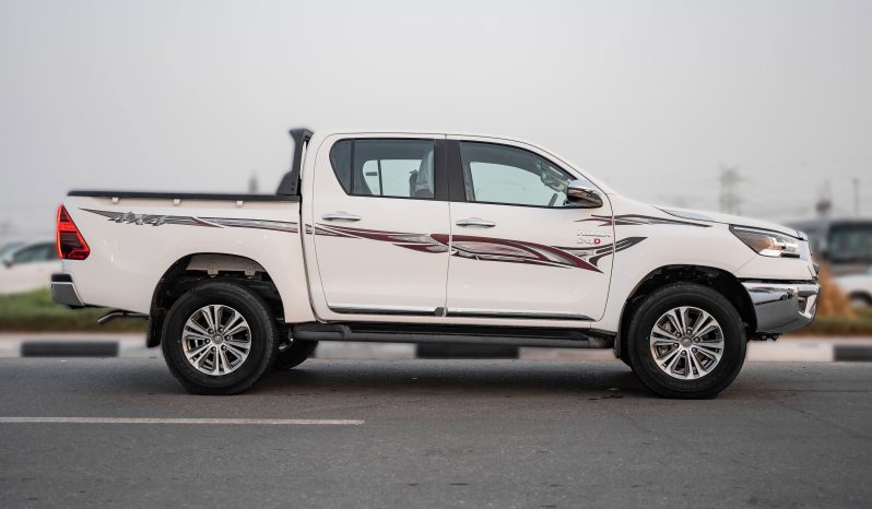 
2025 Toyota Hilux SGLX 2.4L AT Diesel (White) full									