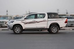 
2025 Toyota Hilux SGLX 2.4L AT Diesel (White) full									