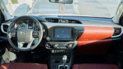 
2025 Toyota Hilux SGLX 2.7L Petrol AT Full Option full									