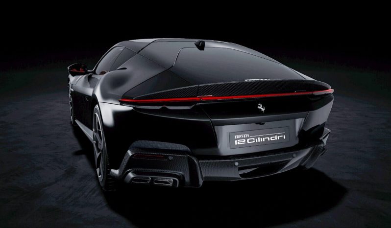 
2025 Ferrari 12Cilindri full									