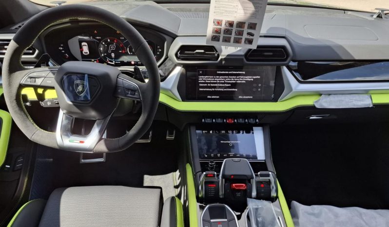 
								2025 Lamborghini Urus SE full									