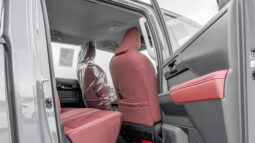 
										2027 Toyota Hilux Premium 4.0L AT Petrol (Gray-Red) full									