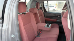 
										2027 Toyota Hilux Premium 4.0L AT Petrol (Gray-Red) full									