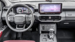 
										2027 Toyota Hilux Premium 4.0L AT Petrol (Gray-Red) full									