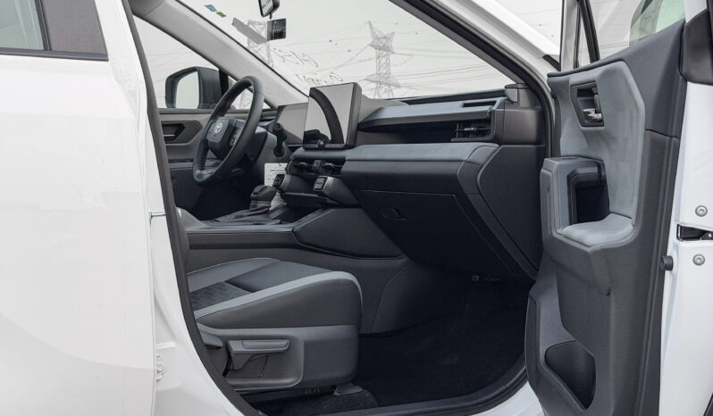 
								2026 Toyota Rav4 Adventure 2.5L AT Hybrid (White-Black) full									