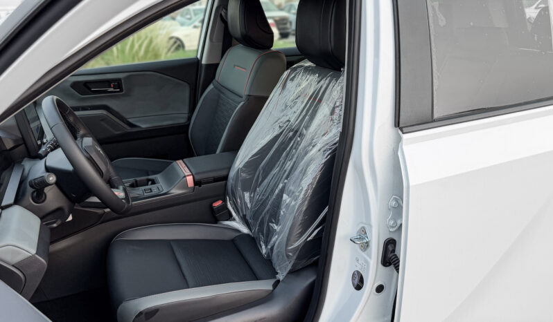 
								2026 Toyota Rav4 Adventure 2.5L AT Hybrid (White-Black) full									