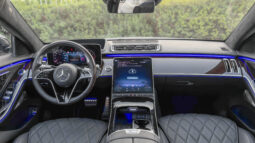 
										2025 Mercedes Benz S 580 4Matic 4.0L AT Petrol (Black-Black) full									