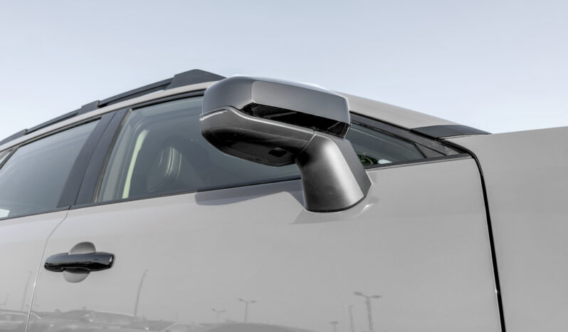 
								2026 Toyota Rav4 Adventure 2.5L AT Hybrid (Gray-Black) full									