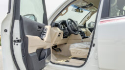 
										2026 Toyota Land Cruiser GXR 3.3L AT Diesel (White-Beige) Basic full									