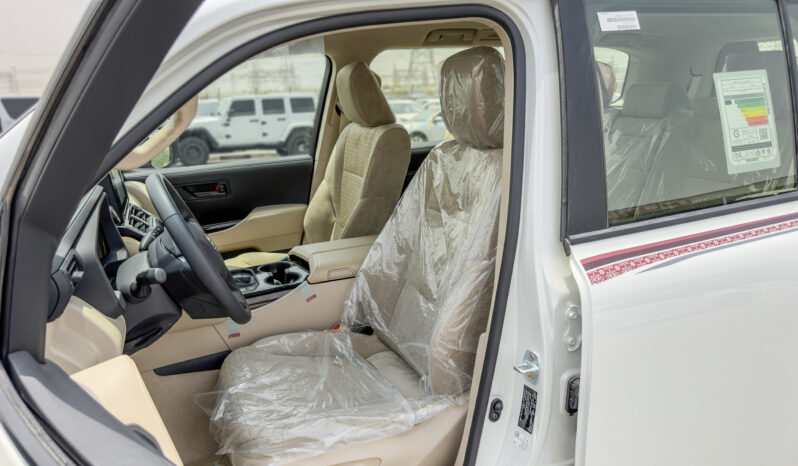 
								2026 Toyota Land Cruiser GXR 3.3L AT Diesel (White-Beige) Basic full									