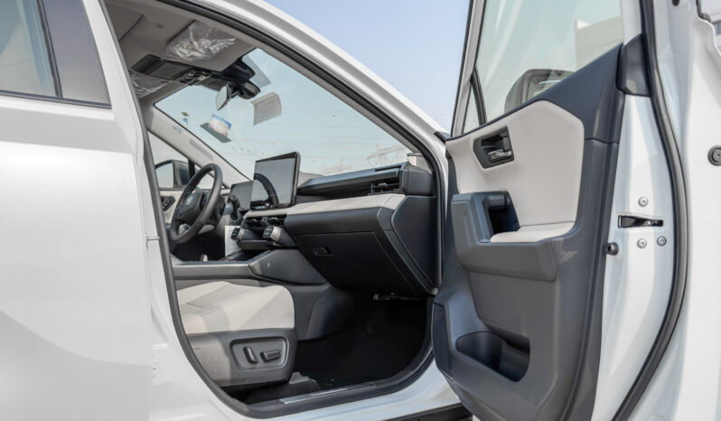 
								2026 Toyota Rav4 Limited 2.5L AT Hybrid (White-Beige) full									