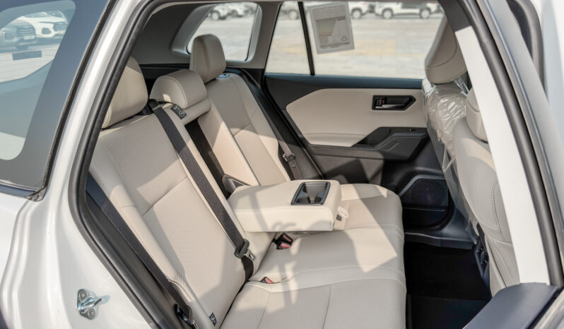 
								2026 Toyota Rav4 Limited 2.5L AT Hybrid (White-Beige) full									