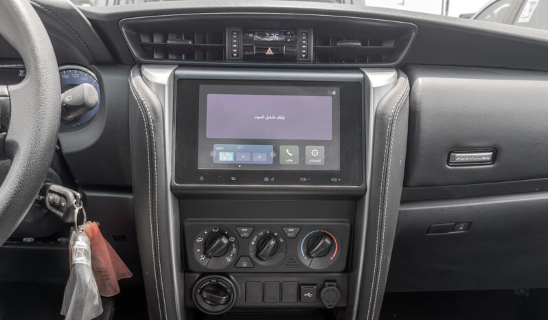 
								2026 Toyota Fortuner GX 2.7L AT Petrol (Black-Black) 4WD full									
