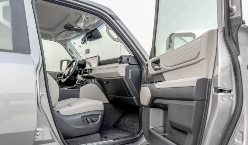 
								2026 Toyota Prado VXL 2.4L AT Petrol (Bronze-Beige) full									