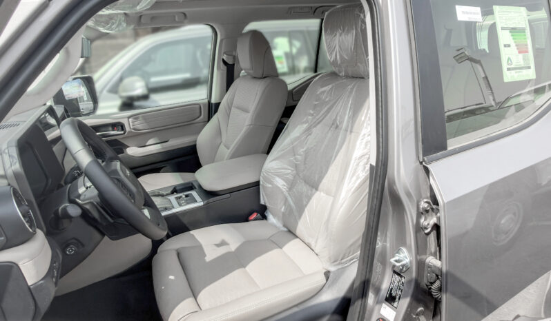 
								2026 Toyota Prado VXL 2.4L AT Petrol (Bronze-Beige) full									