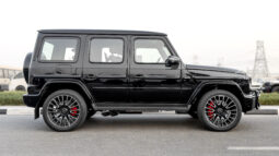 
										2026 Mercedes-Benz AMG G 63 4.0L V8 AT Petrol (Black-Red) full									
