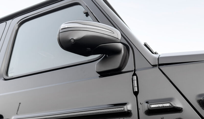 
								2026 Mercedes-Benz AMG G 63 4.0L V8 AT Petrol (Black-Red) full									
