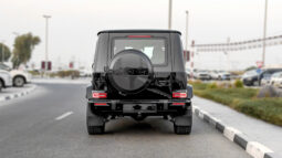 
										2026 Mercedes-Benz AMG G 63 4.0L V8 AT Petrol (Black-Red) full									