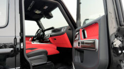 
										2026 Mercedes-Benz AMG G 63 4.0L V8 AT Petrol (Black-Red) full									