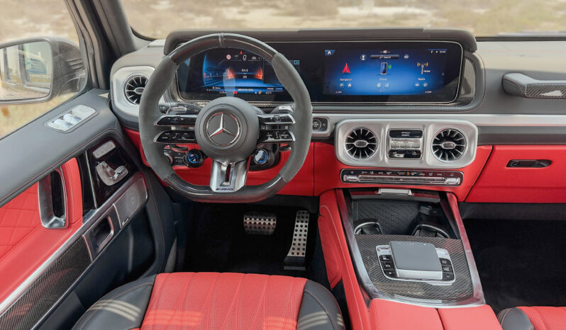 
								2026 Mercedes-Benz AMG G 63 4.0L V8 AT Petrol (Black-Red) full									