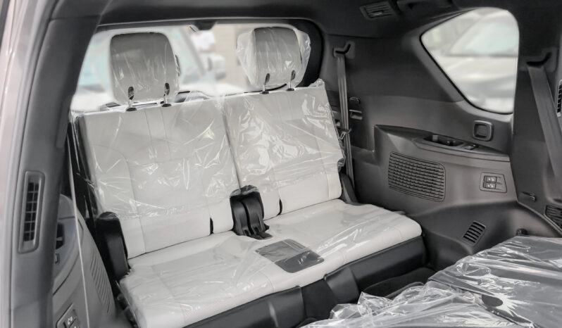 
								2026 Lexus LX700h Signature 3.5L AT Hybrid with Auto park (Gray) full									