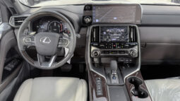 
										2026 Lexus LX700h Signature 3.5L AT Hybrid with Auto park (Gray) full									
